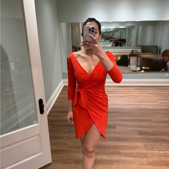 BNWT RED DRESS - Picture 3 of 5